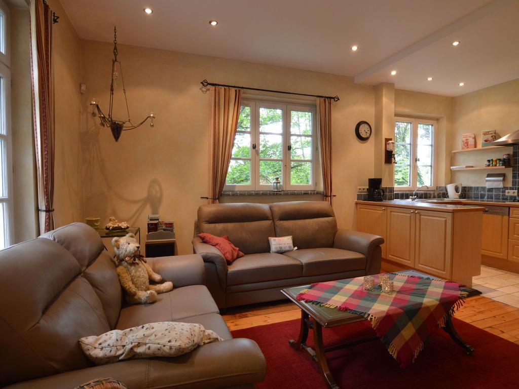 Furnished Bungalow In Monceau En Ardenne With Garden Barbecue Oizy Kamer foto