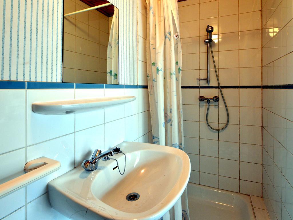 Furnished Bungalow In Monceau En Ardenne With Garden Barbecue Oizy Buitenkant foto