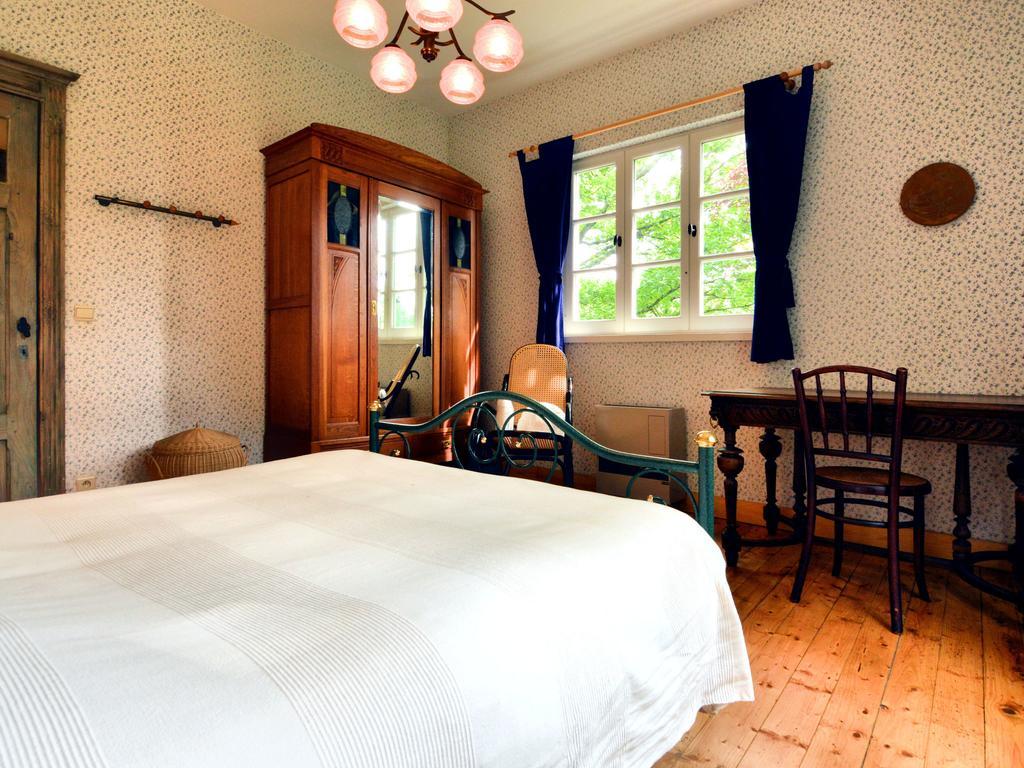 Furnished Bungalow In Monceau En Ardenne With Garden Barbecue Oizy Buitenkant foto
